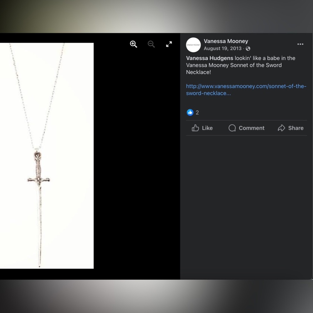 Vanessa Mooney sonnet of the sword gold dagger pendant necklace - Picture 11 of 12